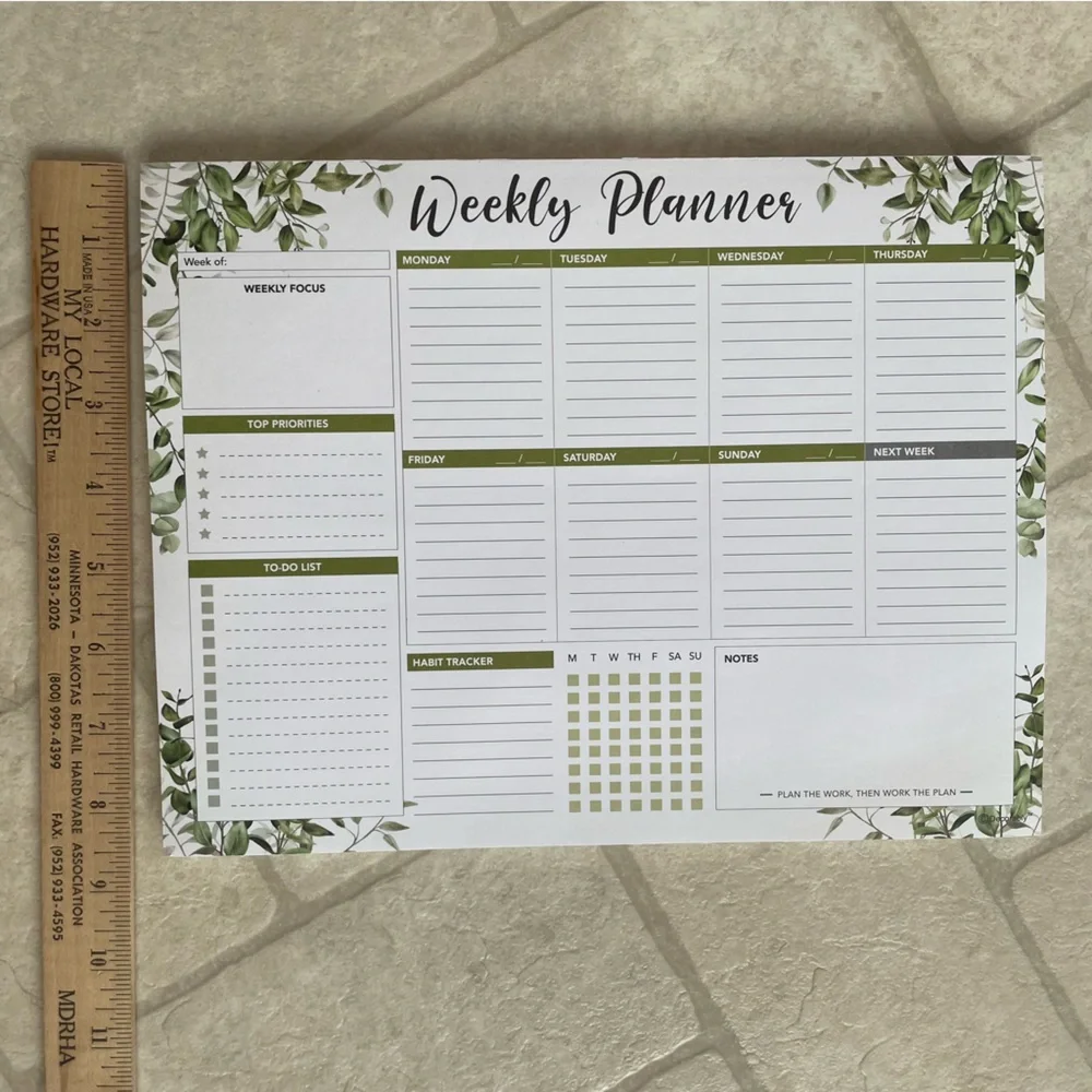 Weekly Planner with Green Leaf Design